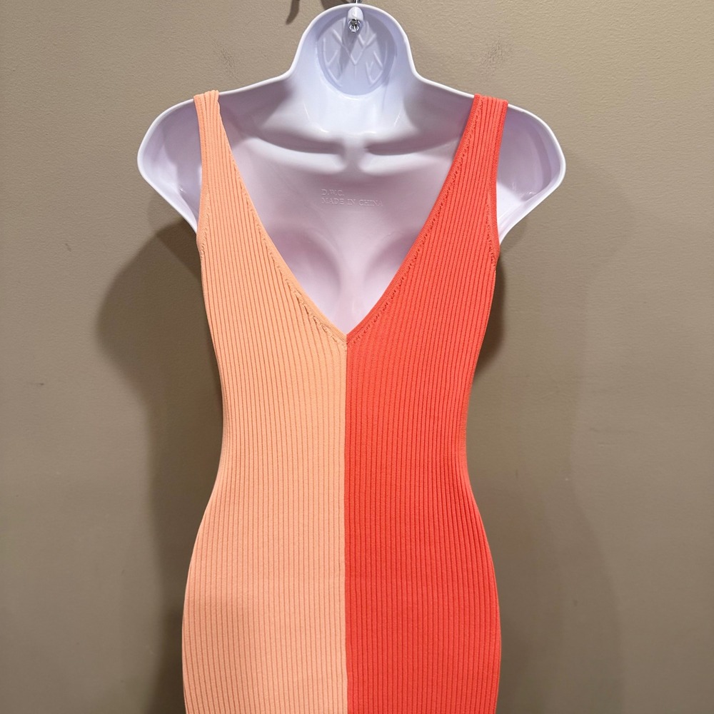STAUD Dana Ribbed Knit Colorblock Midi Dress Peach Coral Orange Sml V-Neck Small - Picture 8 of 14